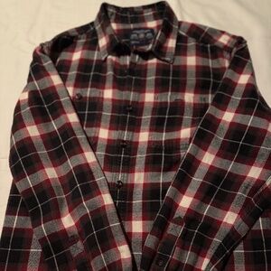 American Eagle shirt